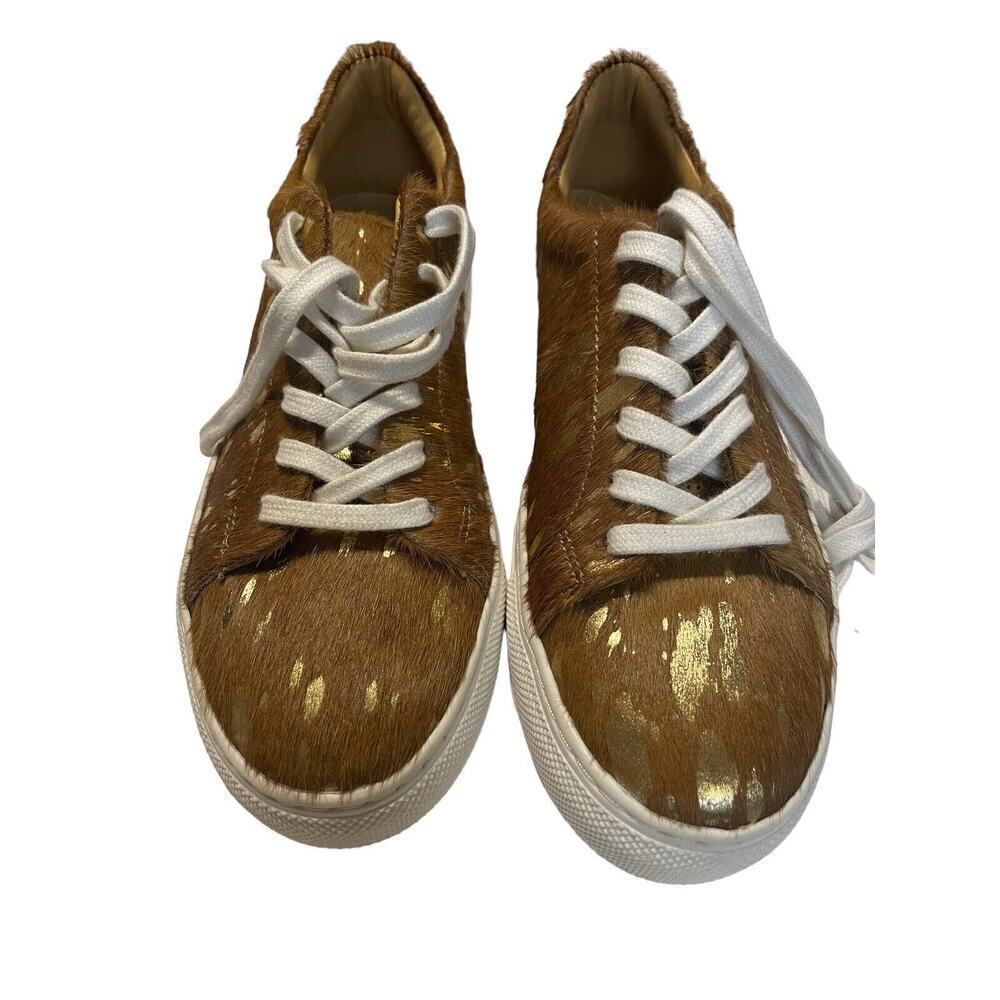 Diba True Gizz Mo Sneaker Size 6.5
